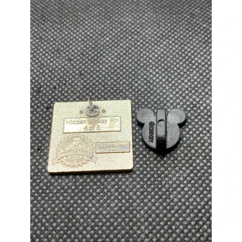 2008 Woody Toy Story Disney pin Hidden Mickey Cowboy Pixar